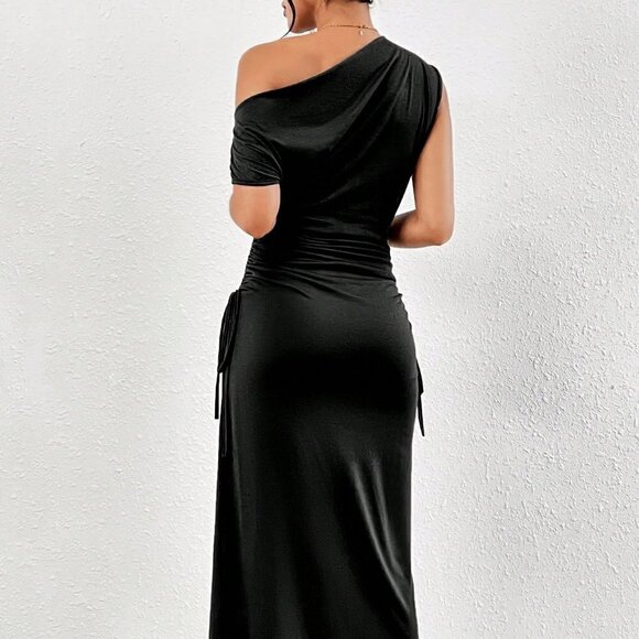 Black Preppy Women's Irregular Shoulder Leopard Print Dress - Picture 2 of 5